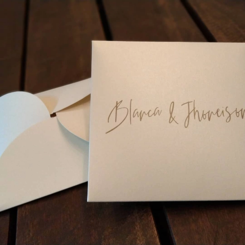 impresión de sobres personalizados elegantes para invitaciones y regalos en Bogotá